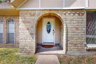 9867 Sageaspen Ln, Houston, TX 77089 - Photo 2