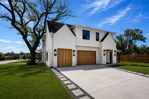 1237 Althea Dr, Houston, TX 77018 - Photo 2