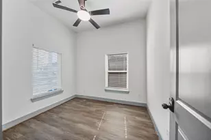 1609 Chapman St, Houston, TX 77009 - Photo 14