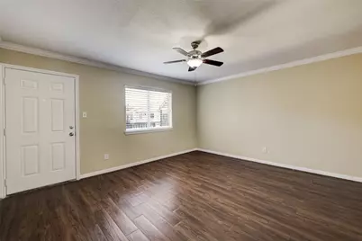 2006 W 43rd Street #17, Houston, TX 77018 - Photo 4