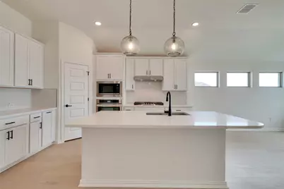 842 Evergreen Forest Lane, Rosharon, TX 77583 - Photo 2