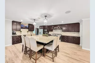9731 Hadden Road, Baytown, TX 77521 - Photo 18