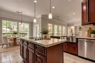 2606 S Strathford Ln, Houston, TX 77345 - Photo 10