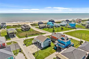 2493 Howell, Crystal Beach, TX 77650 - Photo 6