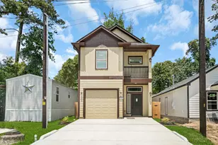 16936 W Ivanhoe, Montgomery, TX 77316 - Photo 1