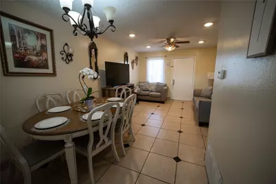 1220 Shadowdale Drive #8, Houston, TX 77043 - Photo 4