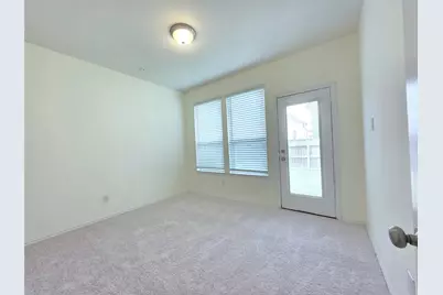 8620 Hollyoaks Creek Lane, Houston, TX 77063 - Photo 16