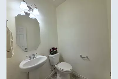 8620 Hollyoaks Creek Lane, Houston, TX 77063 - Photo 18