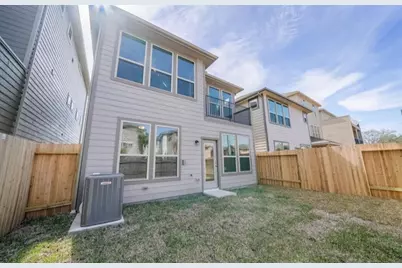 8620 Hollyoaks Creek Lane, Houston, TX 77063 - Photo 20