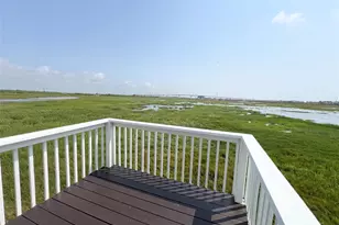 738 Caisson St, Surfside Beach, TX 77541 - Photo 2