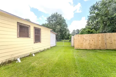 165 County Road 2359, Hardin, TX 77575 - Photo 14