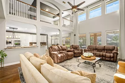 2111 N Shadow Grove Ln, Richmond, TX 77406 - Photo 4