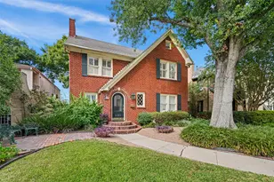 2320 Wroxton Rd, Houston, TX 77005 - Photo 2