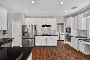 108 Oak Creek Ln, League City, TX 77573 - Photo 22