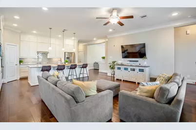 31210 Redwood Manor Court, Spring, TX 77386 - Photo 12