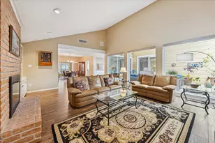 11422 Olympia Dr, Houston, TX 77077 - Photo 4