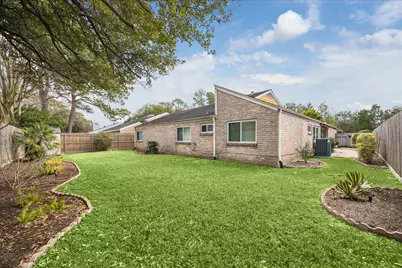 11422 Olympia Drive, Houston, TX 77077 - Photo 22