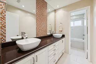 11422 Olympia Dr, Houston, TX 77077 - Photo 20