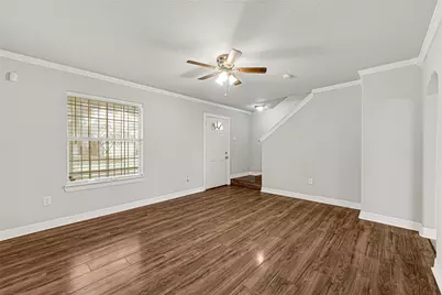 5826 Darlington Oak Street, Houston, TX 77016 - Photo 4