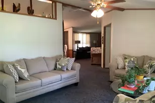 161 Oakdale Dr, Huntsville, TX 77320 - Photo 6