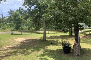 161 Oakdale Dr, Huntsville, TX 77320 - Photo 24