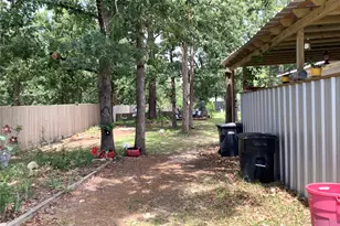 161 Oakdale Dr, Huntsville, TX 77320 - Photo 20