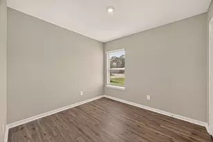 25405 Glacier Lake Dr, Cleveland, TX 77328 - Photo 26