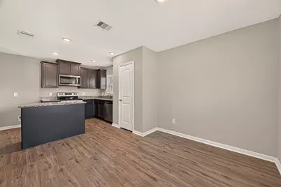25405 Glacier Lake Drive, Cleveland, TX 77328 - Photo 10