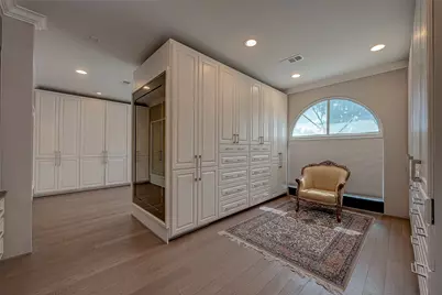 12445 Memorial Drive, Houston, TX 77024 - Photo 30