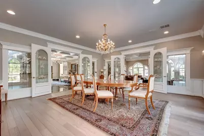 12445 Memorial Drive, Houston, TX 77024 - Photo 8