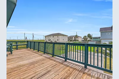 16510 Edward Teach Road, Jamaica Beach, TX 77554 - Photo 20