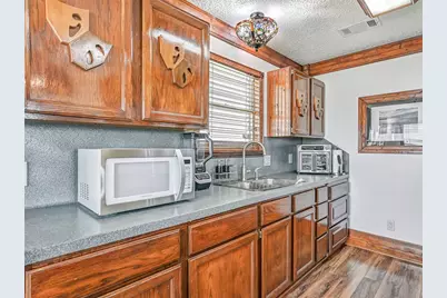 16510 Edward Teach Road, Jamaica Beach, TX 77554 - Photo 10