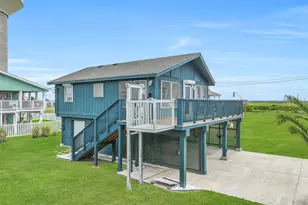 16510 Edward Teach Rd, Jamaica Beach, TX 77554 - Photo 1