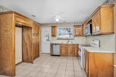 231 County Road 2234, Cleveland, TX 77327 - Photo 8