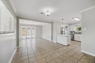 4118 Gardendale Dr, Houston, TX 77092 - Photo 4