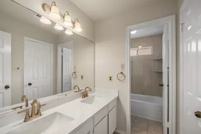 4922 Moss Run Drive, Missouri City, TX 77459 - Photo 26