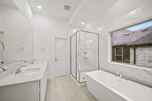 325 Fields Ln, Montgomery, TX 77316 - Photo 16