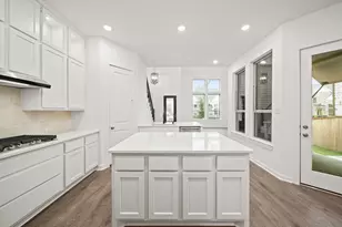 325 Fields Ln, Montgomery, TX 77316 - Photo 4