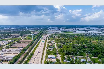 810 Benmar Drive, Houston, TX 77032 - Photo 12