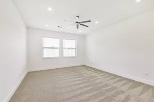 15203 Lake Powell Dr, Humble, TX 77396 - Photo 14