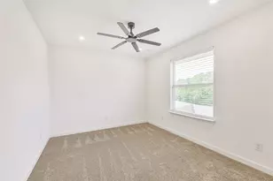 15203 Lake Powell Dr, Humble, TX 77396 - Photo 26