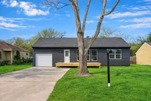 1120 17th Ave N, Texas City, TX 77590 - Photo 4