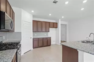 18218 Spruce Cottage Dr, Tomball, TX 77377 - Photo 18