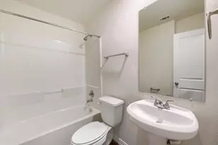 8210 Hanna St, Houston, TX 77028 - Photo 10