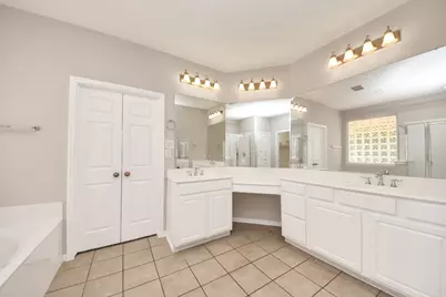 4422 Roundtree Ln Lane, Missouri City, TX 77459 - Photo 32