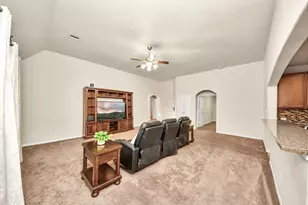 2015 Palmonari Dr, Houston, TX 77049 - Photo 12
