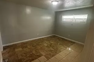 8110 Albacore Dr, Houston, TX 77074 - Photo 6