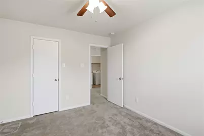 12530 Greencanyon Dr, Houston, TX 77044 - Photo 26