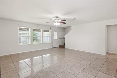 12530 Greencanyon Dr, Houston, TX 77044 - Photo 4