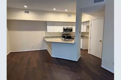 2121 El Paseo Street #2003, Houston, TX 77054 - Photo 2